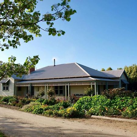 Manderley Park Farmstay B&B Buln Buln Exterior photo