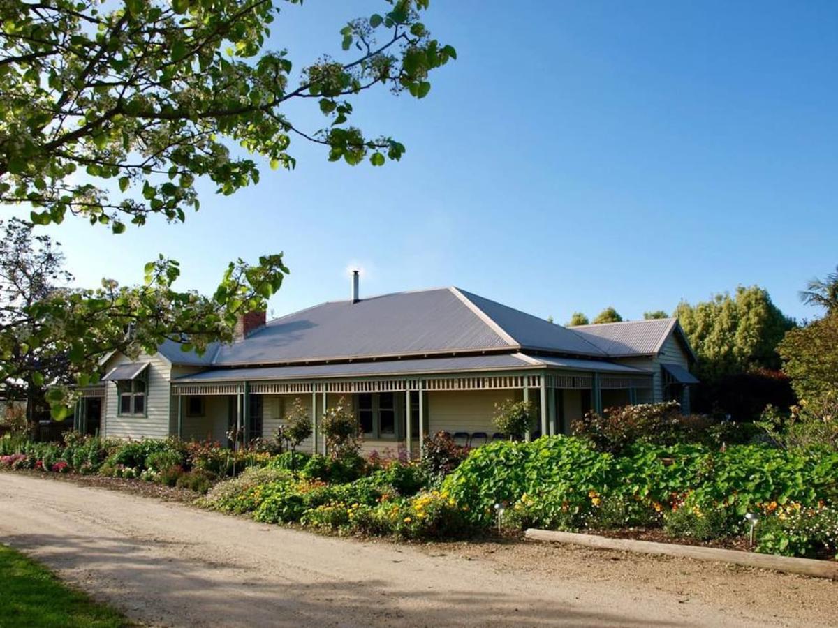 Manderley Park Farmstay B&B Buln Buln Exterior photo